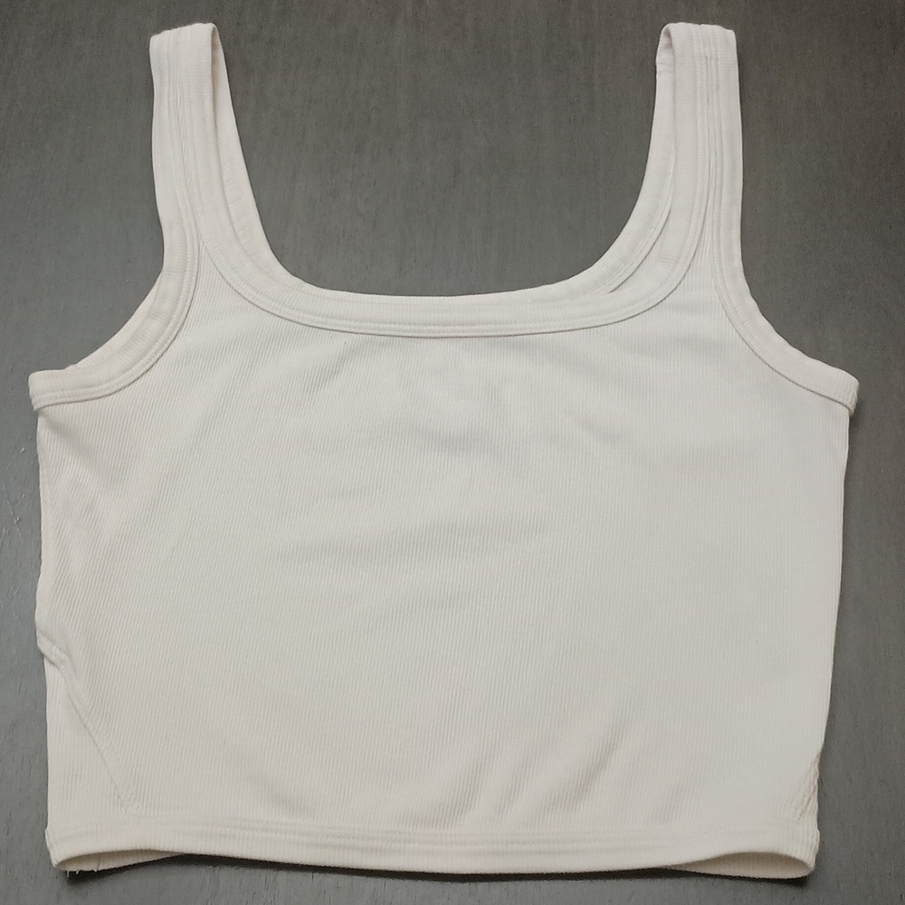 Lululemon Ribbed Crop Tank - Picture 3 of 3